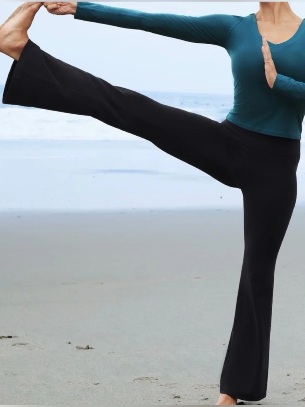 ATHLETA Salutation Stash
Flare Pant - Picture 1 of 4